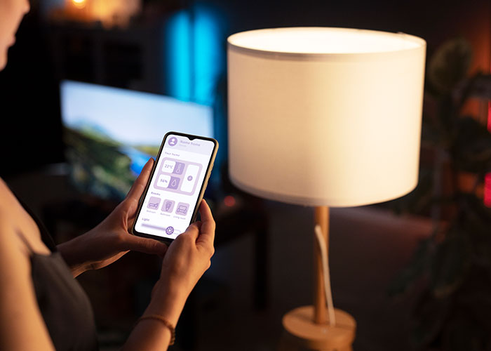 کنترل از راه دور نور و روشنایی خانه هوشمند