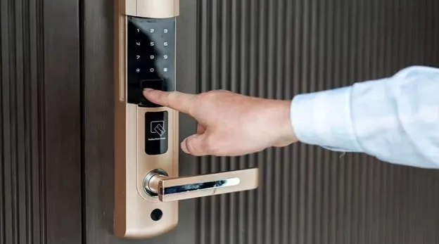 تعریف دسترسی در دستگیره هوشمند