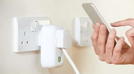 کنترل پریز هوشمند